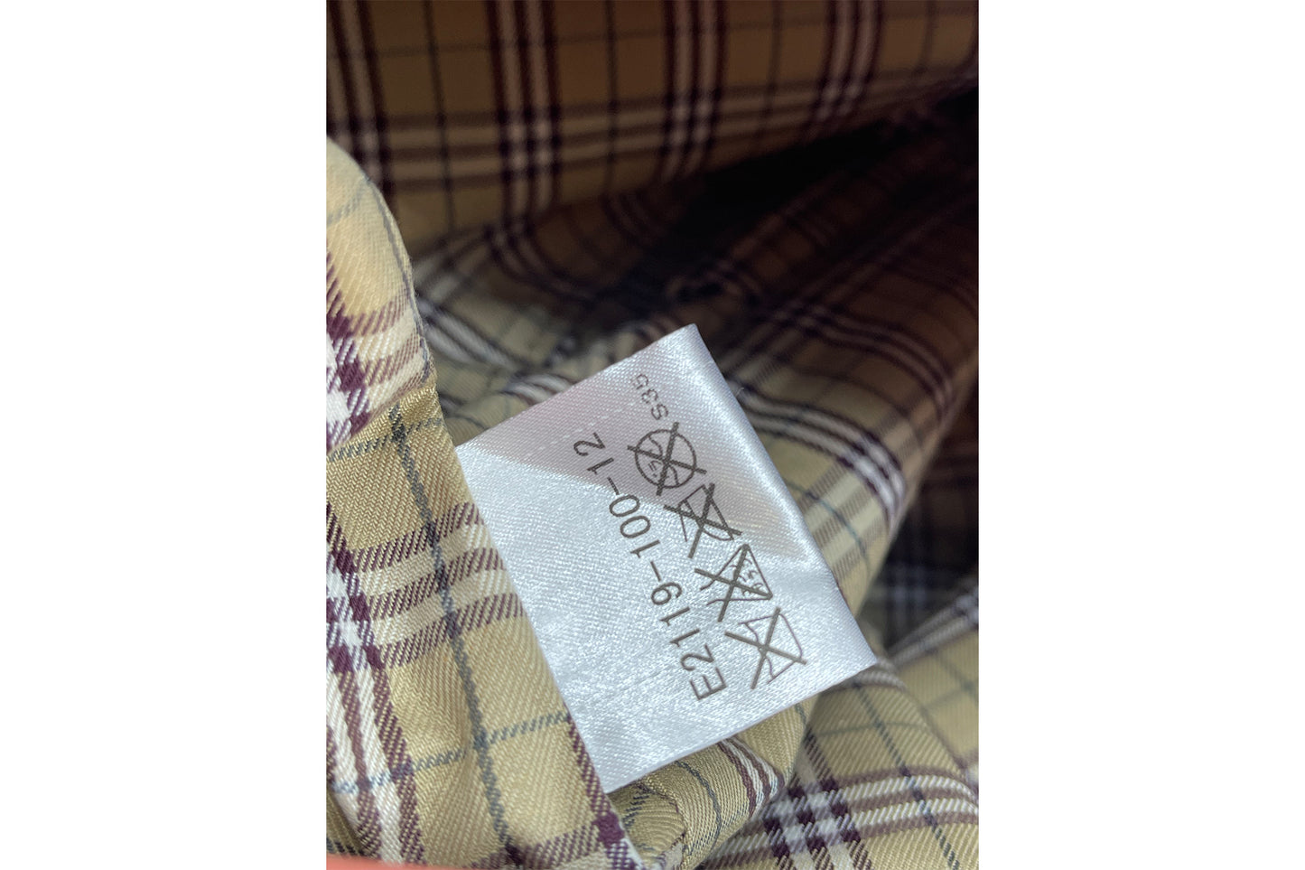 Burberry Blue Label Peach Color Grain