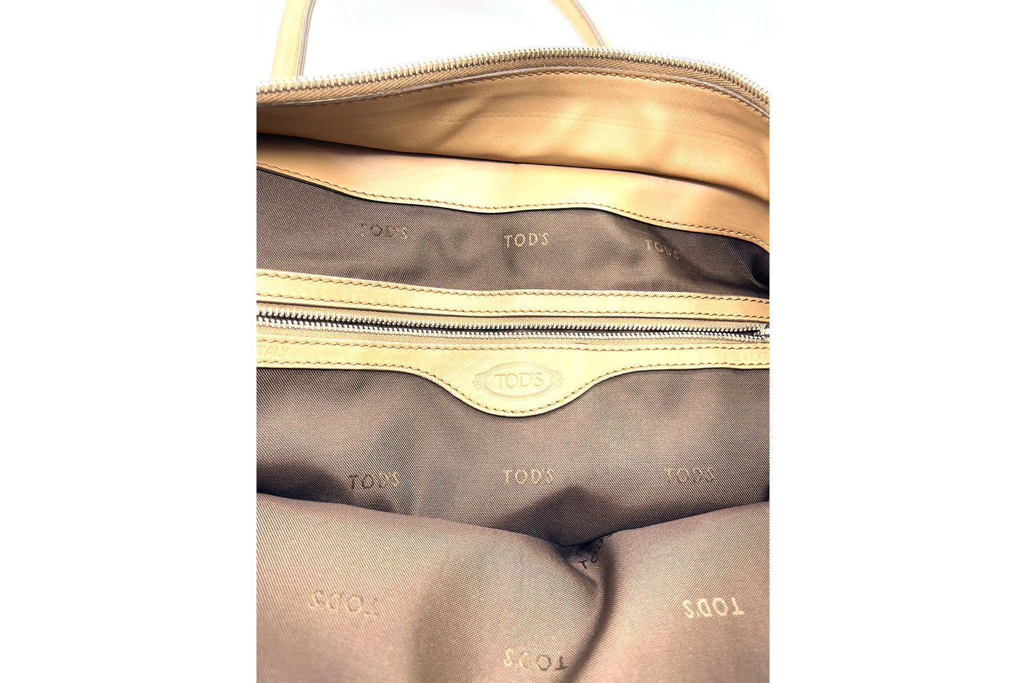 Tod's Light Brown D-Styling Bauletto