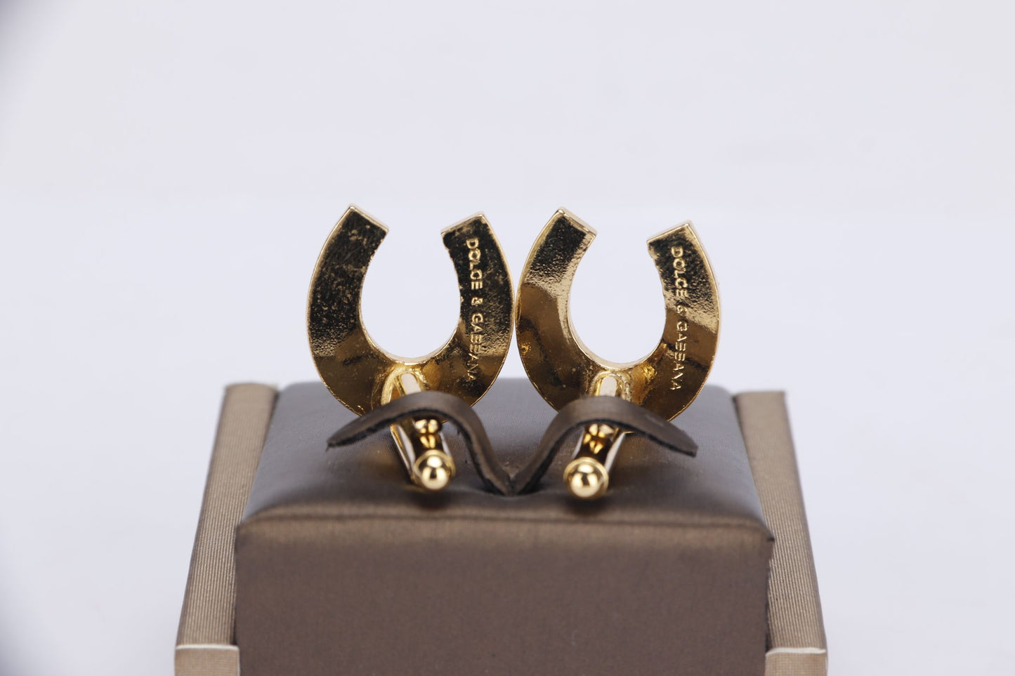 Dolce & Gabbana Handcuff Horse Hoof Gold