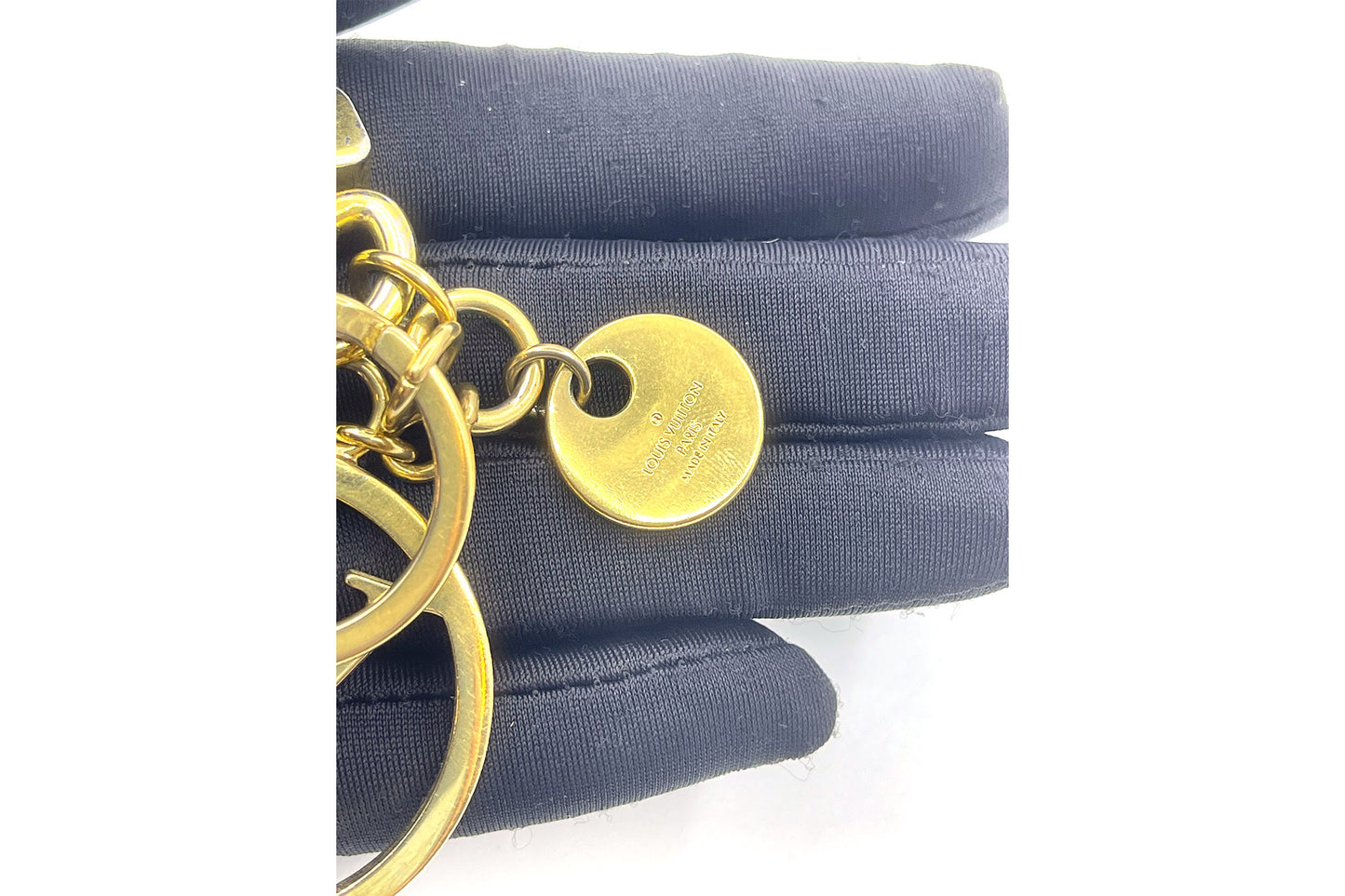 Louis Vuitton M68000 Bag Circle Key Ring Charm